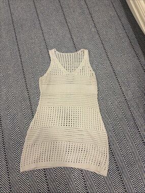 Cupshe Cream Openwork V-Neck Sleeveless Knit Tank